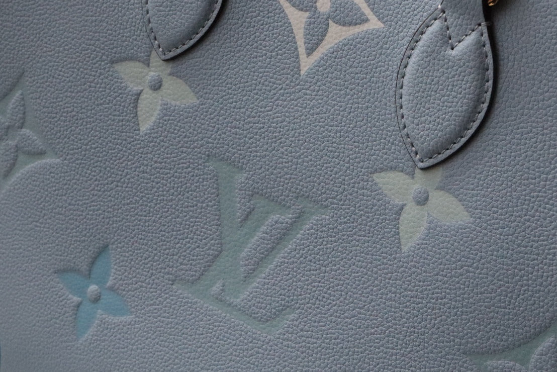 LV OnTheGo MM Tote Bag Monogram Empreinte Summer Blue For The Pool Collection, Women Handbags 13.8in/35cm LV M45718