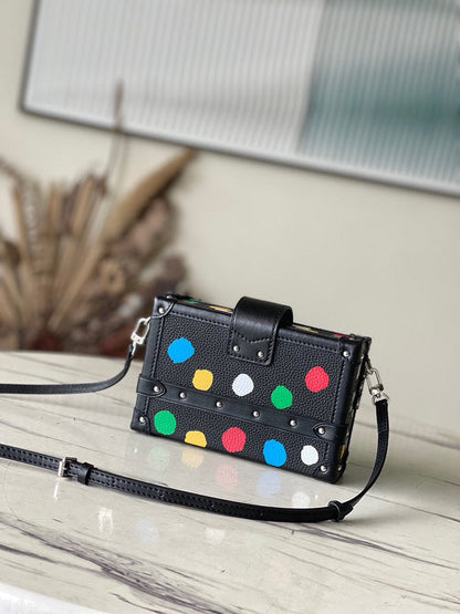 Fashion Lu-Vi bags - 4082