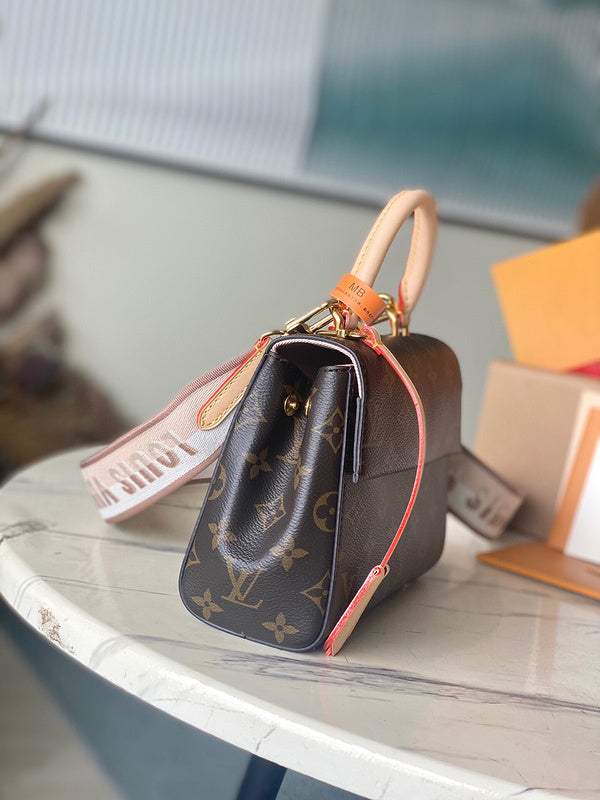 Fashion Lu-Vi bags - 4004