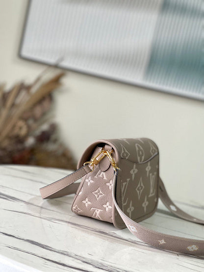 Fashion Lu-Vi bags - 4147