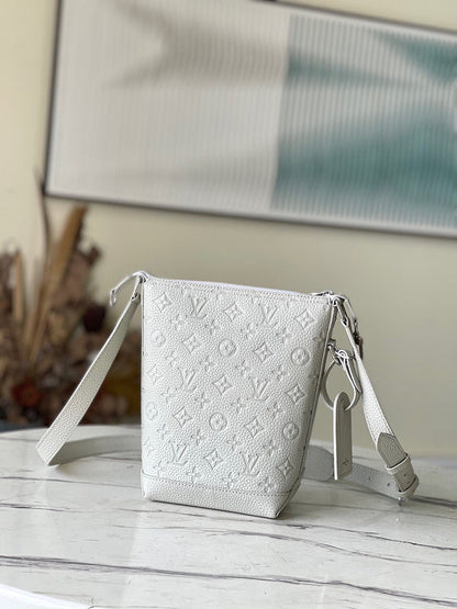 Fashion Lu-Vi bags - 4740