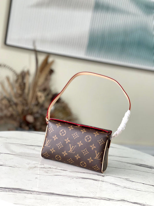 Fashion Lu-Vi bags - 4793