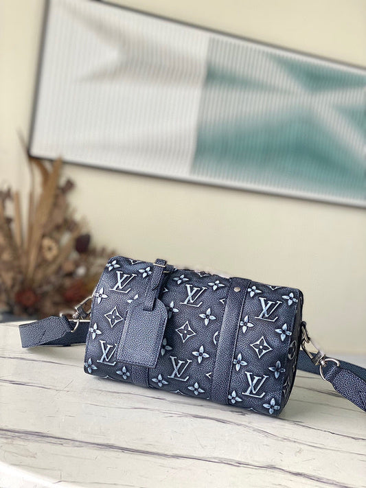 Fashion Lu-Vi bags - 4500