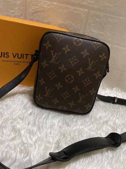 Fashion Lu-Vi bags - 3845