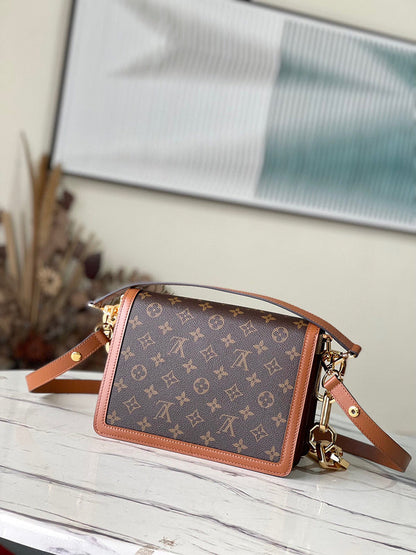 Fashion Lu-Vi bags - 4566