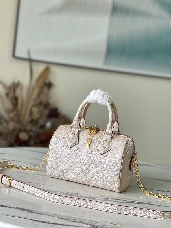Fashion Lu-Vi bags - 4925