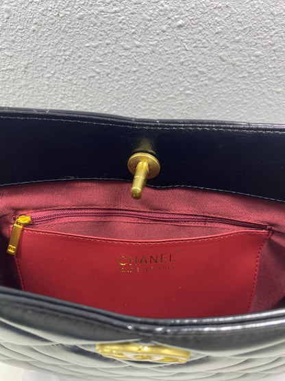 CHL 22s PEARL CRUSH HOBO BAG LAMBSKIN 28CM BLACK