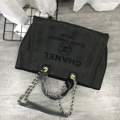 CHL CANVAS LARGE BLACK TOTE BAG 38CM A66941