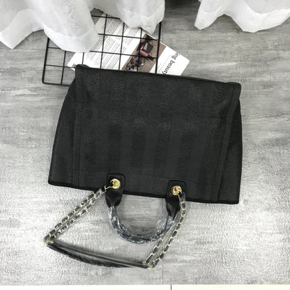 CHL CANVAS LARGE BLACK TOTE BAG 38CM A66941