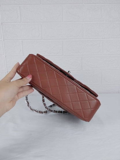 CHL CLASSIC MEDIUM LAMBSKIN FLAP BROWN AND SILVER 25CM