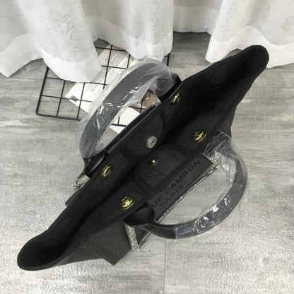CHL CANVAS LARGE BLACK TOTE BAG 38CM A66941