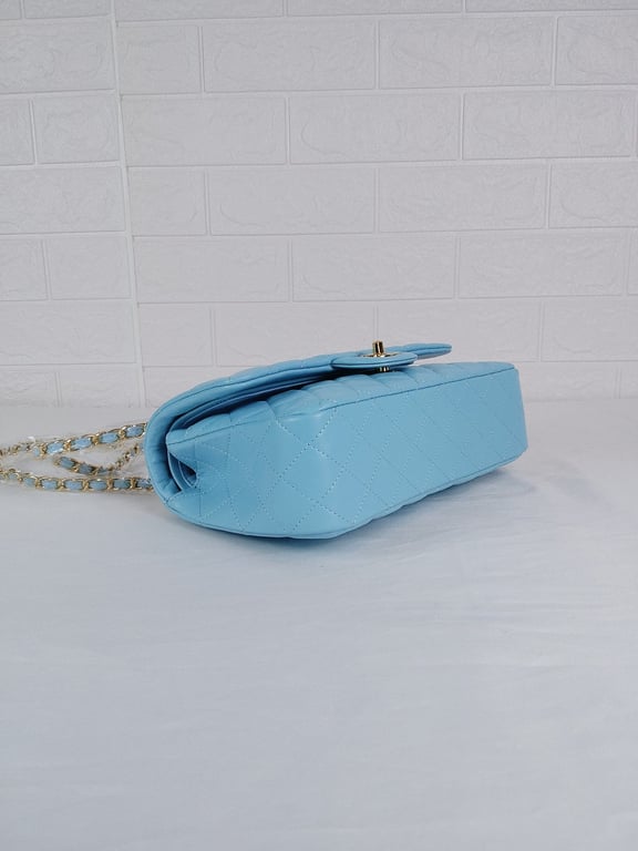 CHL CLASSIC MEDIUM LAMBSKIN FLAP BAG LIGHT BLUE GOLD 25CM