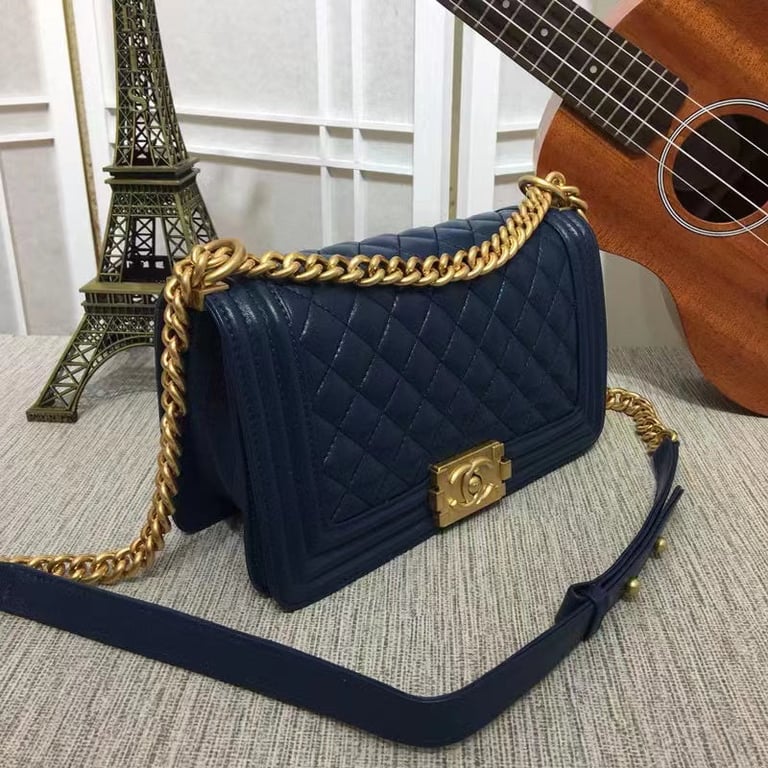 CHL CLASSIC BOY FLAP QUILTED LAMBSKIN SHOULDER BAG NAVY BLUE