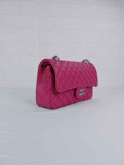 CHL CLASSIC MEDIUM LAMBSKIN FLAP PINK AND SILVER 25CM