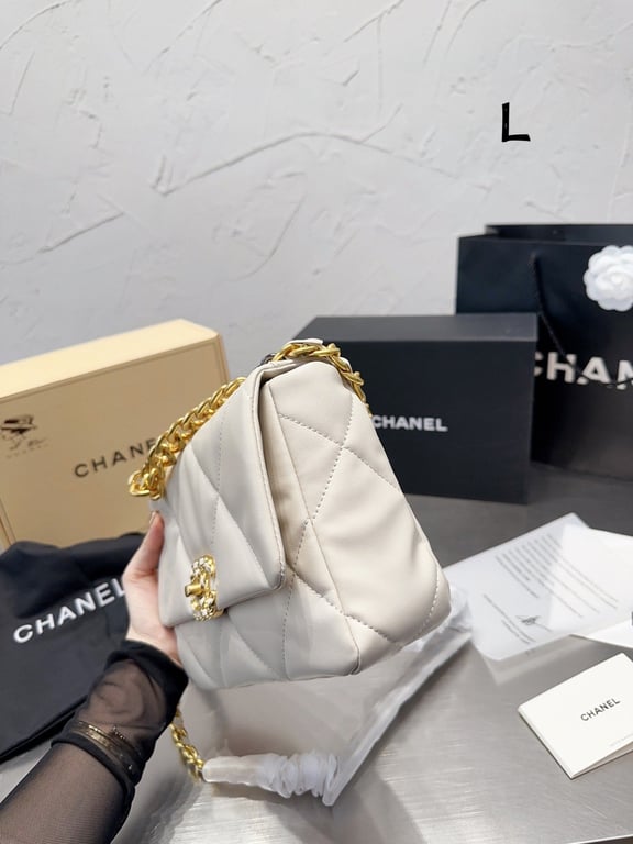 CHL 19 FLAP BAG WHITE 32CM