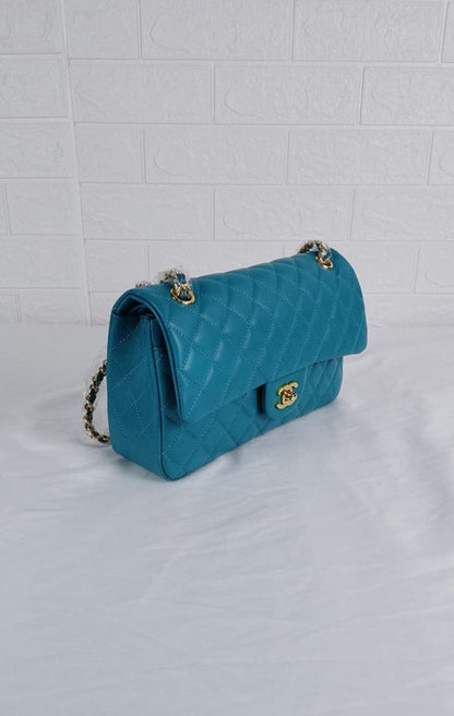 CHL CLASSIC MEDIUM LAMBSKIN FLAP DARK TURQUOISE CAVIAR AND GOLD 25CM