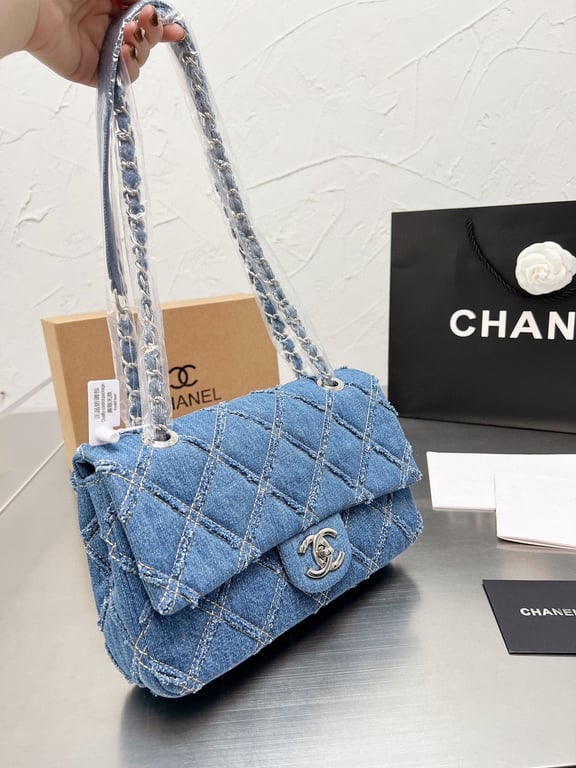 CHL CHAIN FLAP QUILTED DENIM JUMBO BLUE 25CM