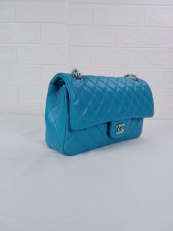 CHL CLASSIC MEDIUM LAMBSKIN FLAP BAG BLUE SILVER 25CM