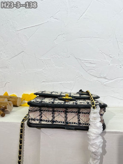 CHL 21CM 22K FLAP BAG WITH TOP HANDLE