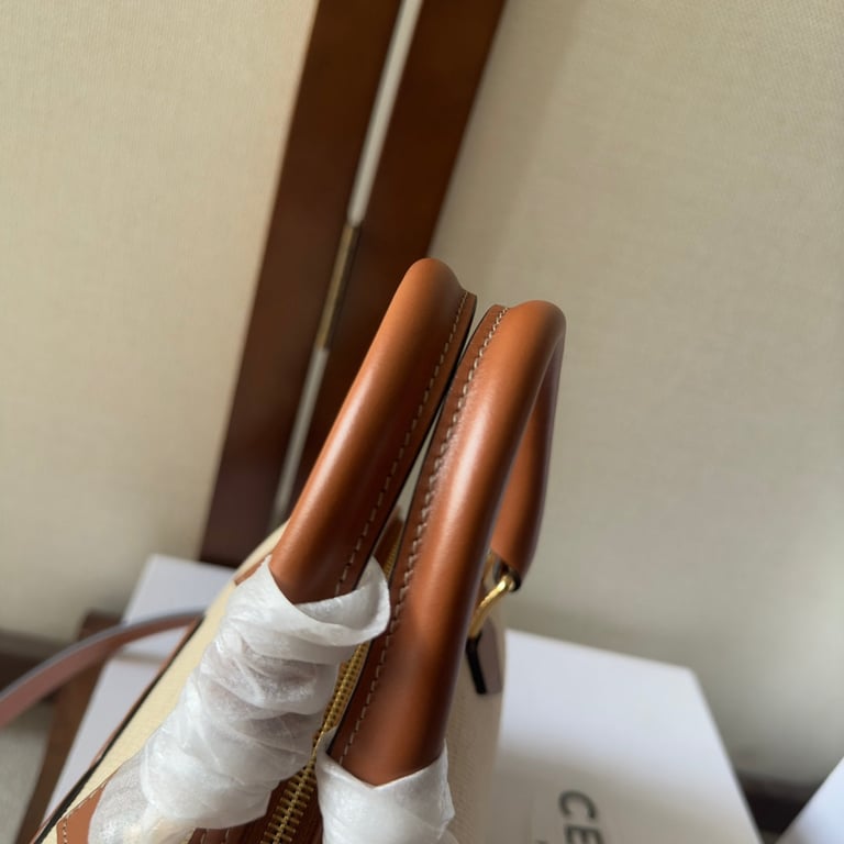 CE  SMALL BOSTON CUIR TRIOMPHE IN TEXTILE AND CALFSKIN TAN