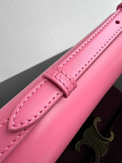 CE TRIOMPHE SHOULDER BAG IN SHINY CALFSKIN PINK