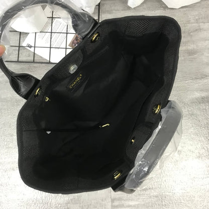 CHL CANVAS LARGE BLACK TOTE BAG 38CM A66941