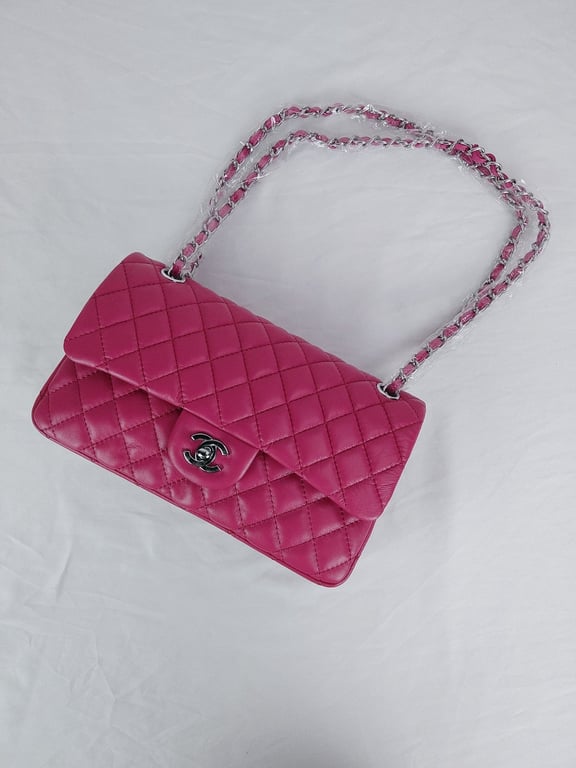 CHL CLASSIC MEDIUM LAMBSKIN FLAP PINK AND SILVER 25CM