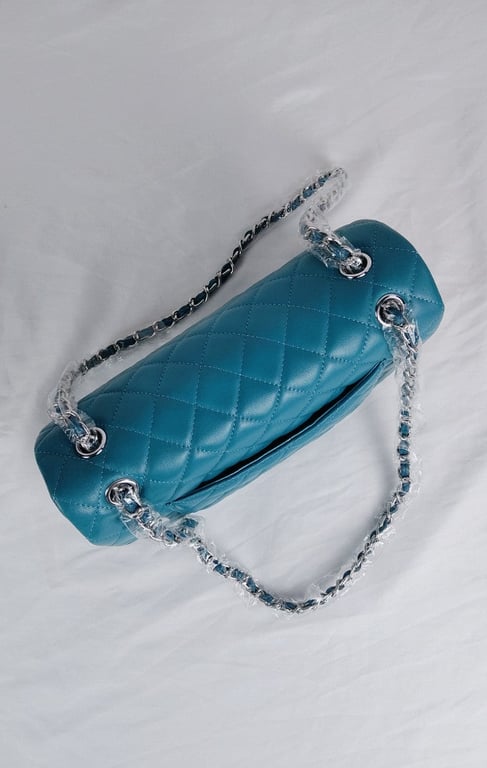 CHL CLASSIC MEDIUM LAMBSKIN FLAP DARK TURQUOISE CAVIAR SILVER 25CM