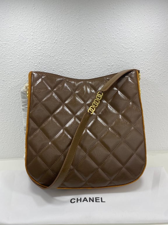 CHL 22s PEARL CRUSH HOBO BAG LAMBSKIN 28CM KHAKI