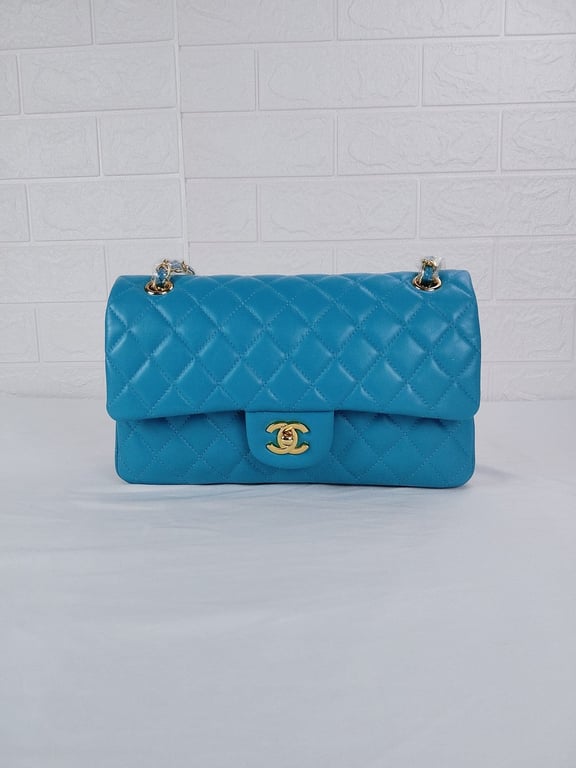 CHL CLASSIC MEDIUM LAMBSKIN FLAP BAG BLUE GOLD 25CM
