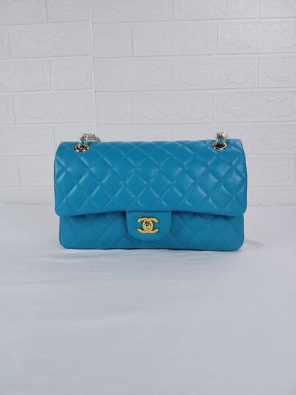 CHL CLASSIC MEDIUM LAMBSKIN FLAP BAG BLUE GOLD 25CM
