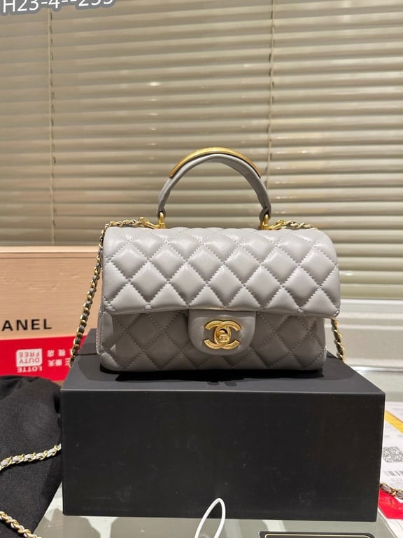 CHL 22B FLAP BAG WITH GOLD HARDWARE TOP HANDLE GREY 20CM AS2431