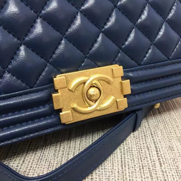 CHL CLASSIC BOY FLAP QUILTED LAMBSKIN SHOULDER BAG NAVY BLUE