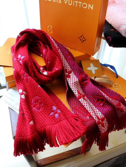 FC - Women LUV  Scarf 002