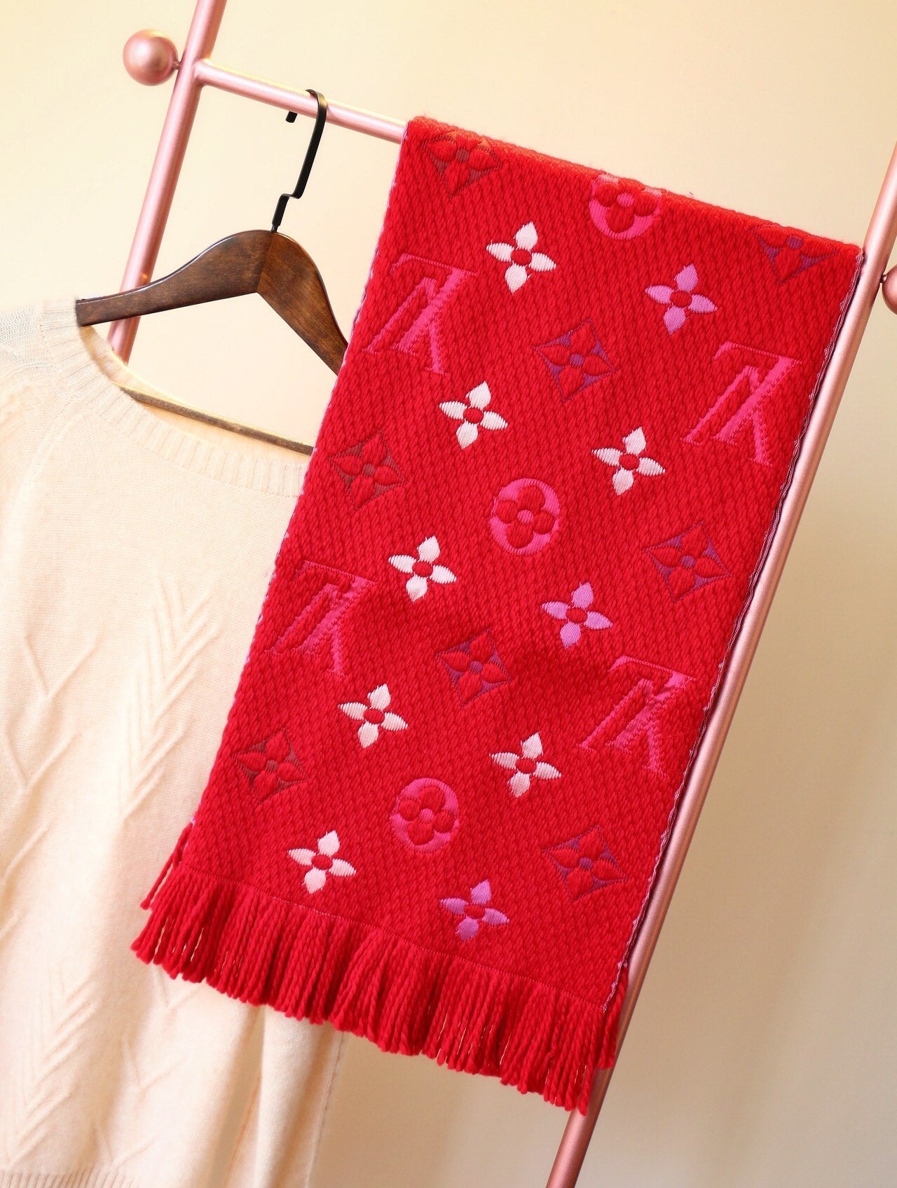 FC - Women LUV  Scarf 002