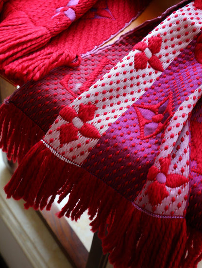 FC - Women LUV  Scarf 002