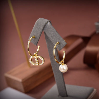 FC - Women Earring Dir 027