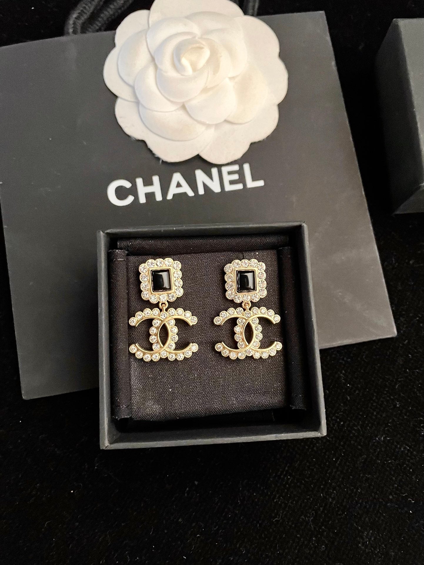 FC  - Women Earring CHL 011