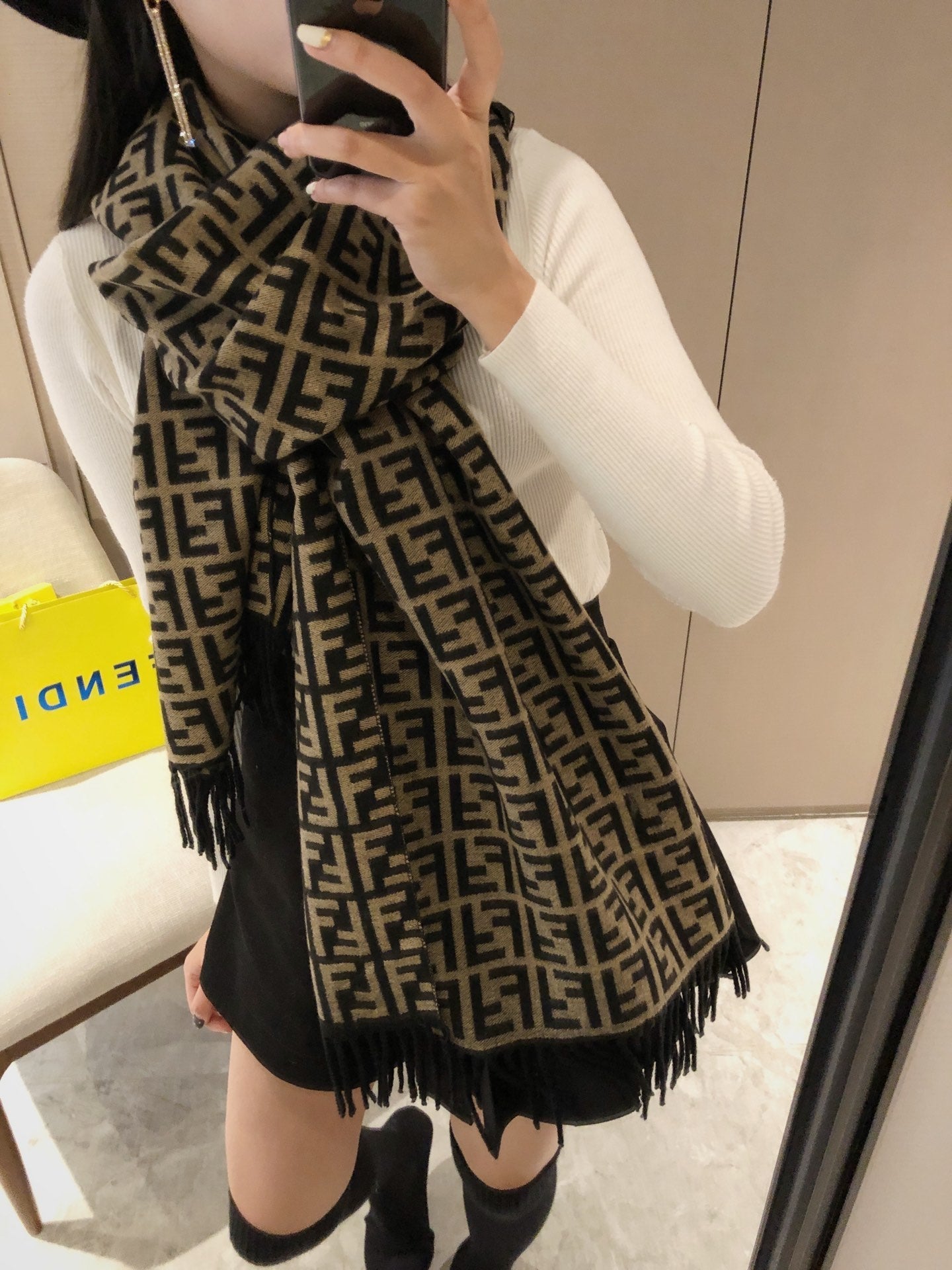 FC - Women FEI  Scarf 016