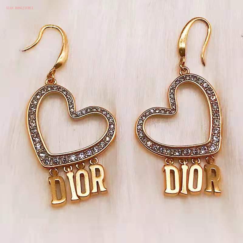 FC - Women Earring Dir 009