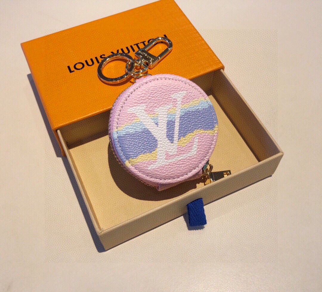 FC - Women Keychains LUV 061