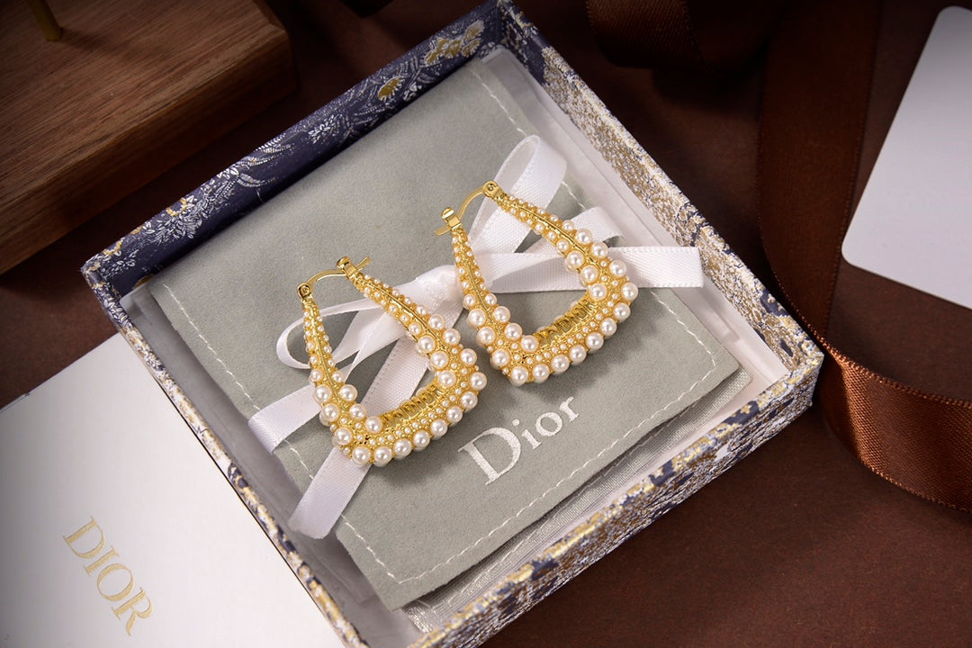 FC - Women Earring Dir 056