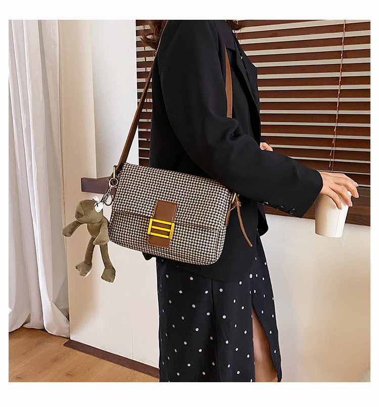 2021  Women Lattice Shoulder Crossbody Bag